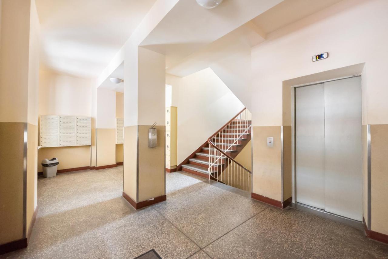 Plac Zbawiciela 3-Bedroom Apartment Varsavia Esterno foto